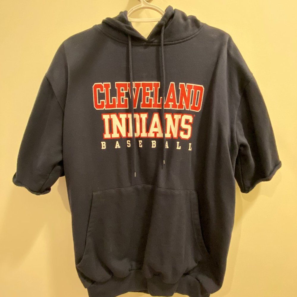 MLB Licensed Cleveland INDIANS Shortsleeve Sweatshirt
